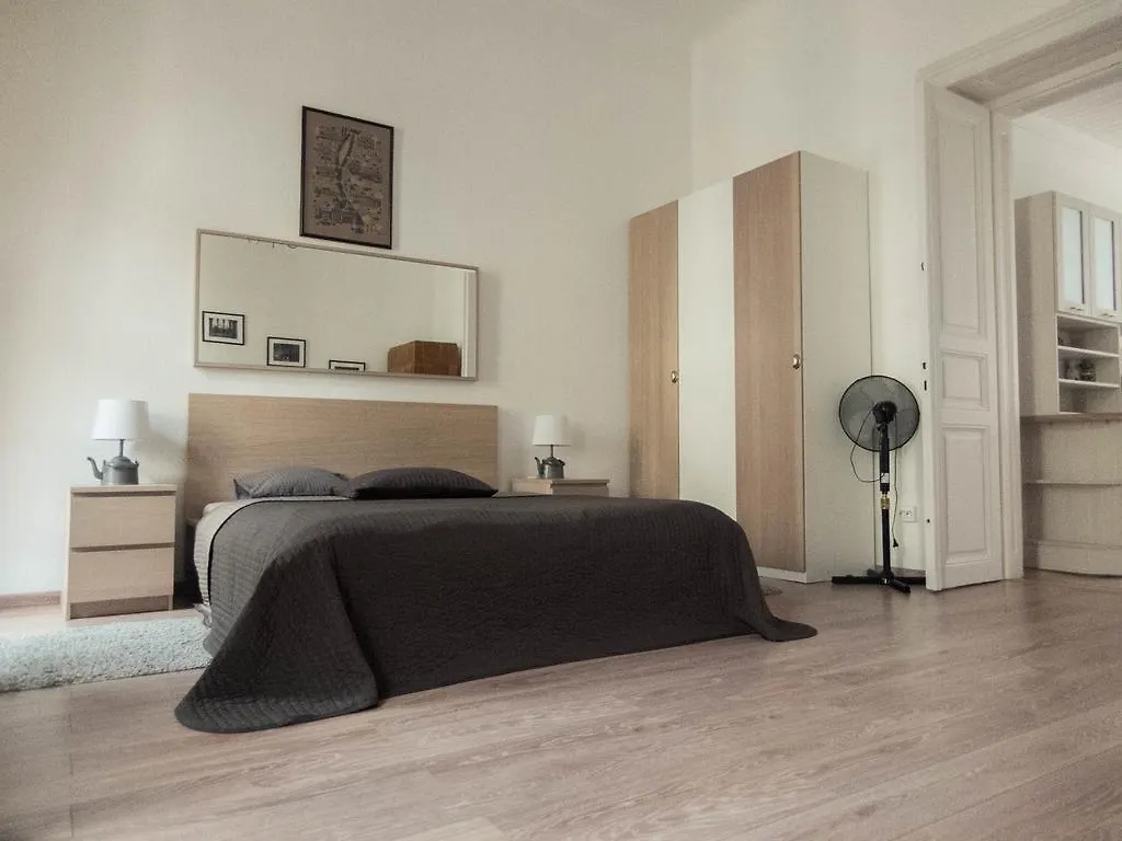 Goldcentral Apartment Budapest