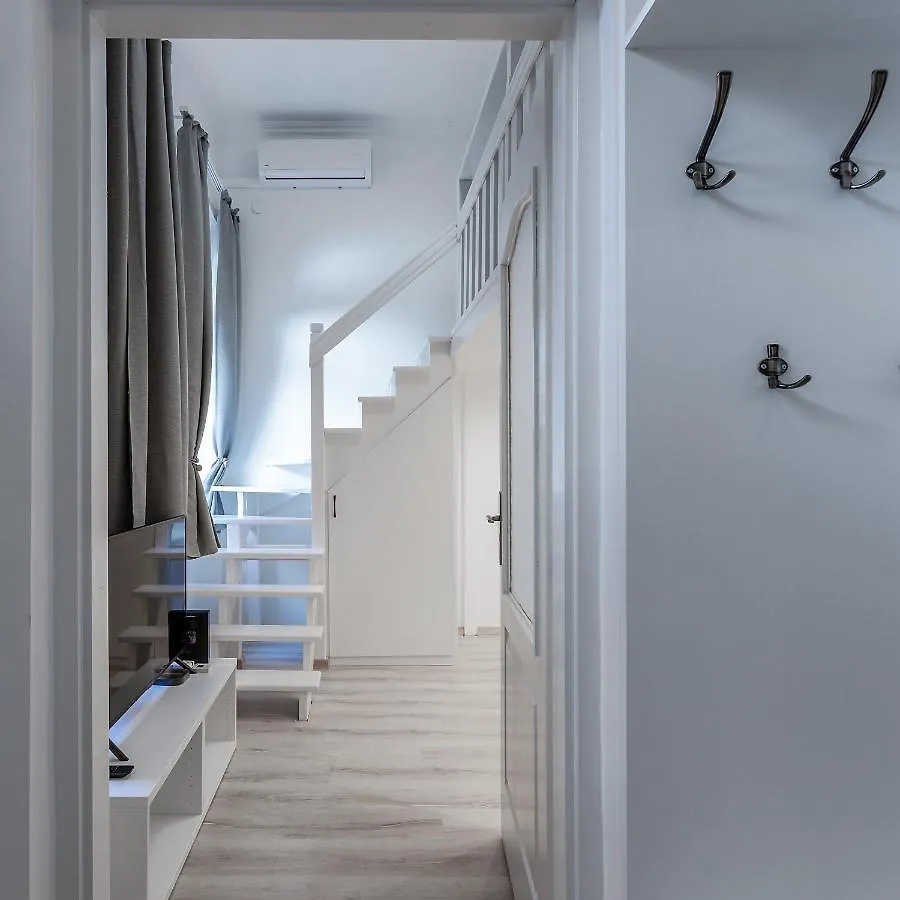 Goldcentral Apartment Budapest