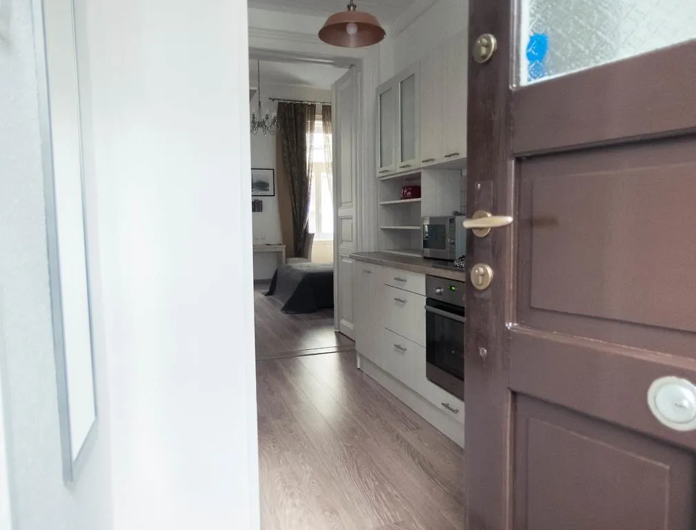 Goldcentral Apartment Budapest